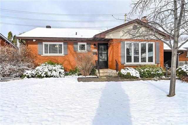 2403 Sudbury Avenue, House detached with 3 bedrooms, 2 bathrooms and 4 parking in Ottawa ON | Card Image