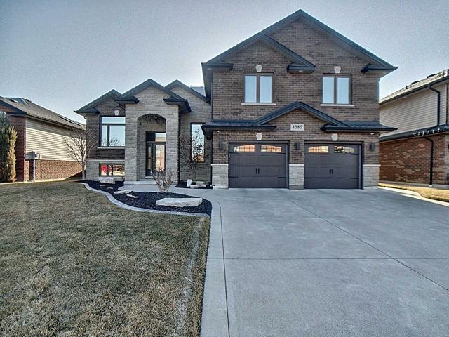 1385 Traditional Tr, House detached with 4 bedrooms, 3 bathrooms and 6.5 parking in Lakeshore ON | Image 1