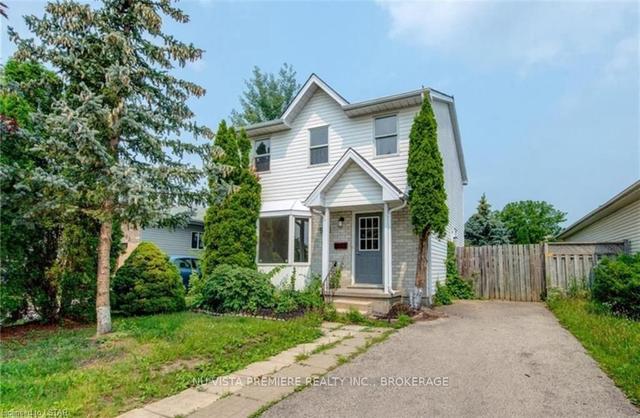 988 Prosperity Crt, House detached with 5 bedrooms, 3 bathrooms and 4 parking in London ON | Image 1