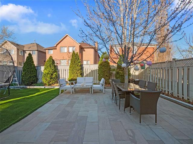 ontario - 5 Tasha Crt, House detached with 4 bedrooms, 4 bathrooms and 6 parking in Vaughan ON | Image 29