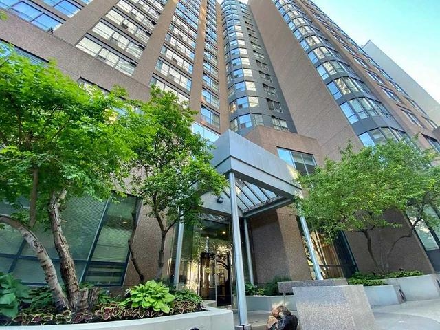 809 - 7 Carlton St, Condo with 1 bedrooms, 1 bathrooms and 1 parking in Toronto ON | Image 12