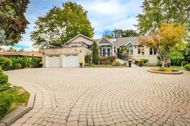 7 Palace Arch Dr, House detached with 6 bedrooms, 6 bathrooms and 8 parking in Toronto ON | Image 1