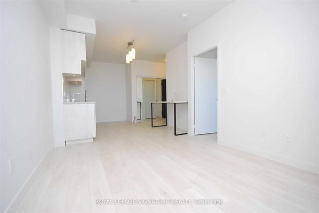 2404 - 8 Eglinton Ave E, Condo with 1 bedrooms, 1 bathrooms and 0 parking in Toronto ON | Image 18