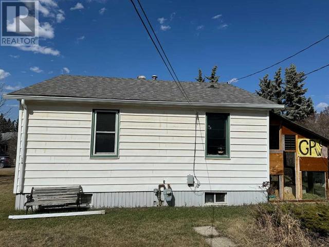 5003 44 Avenue, House detached with 2 bedrooms, 1 bathrooms and 1 parking in Ponoka AB | Image 8
