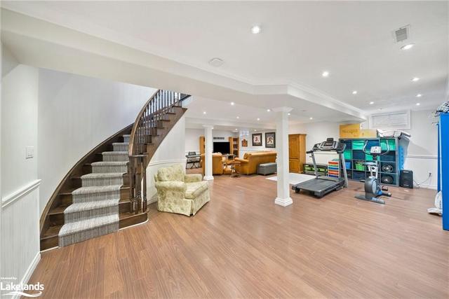 20 Oakside Court, House detached with 4 bedrooms, 3 bathrooms and 4 parking in Barrie ON | Image 7