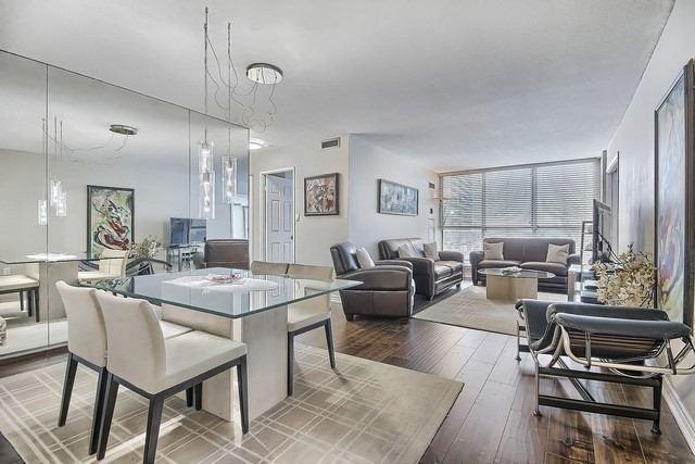 537 - 22 Southport St, Condo with 2 bedrooms, 2 bathrooms and 1 parking in Toronto ON | Image 9