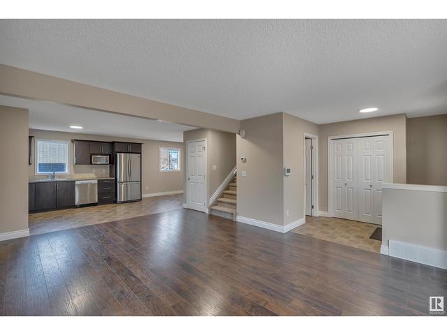 9622 110a Av Nw Nw, House detached with 5 bedrooms, 3 bathrooms and null parking in Edmonton AB | Image 7