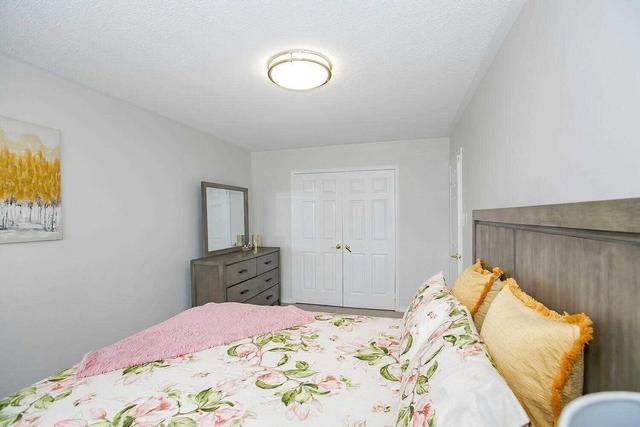 132 Ural Circ, House detached with 3 bedrooms, 3 bathrooms and 3 parking in Brampton ON | Image 17