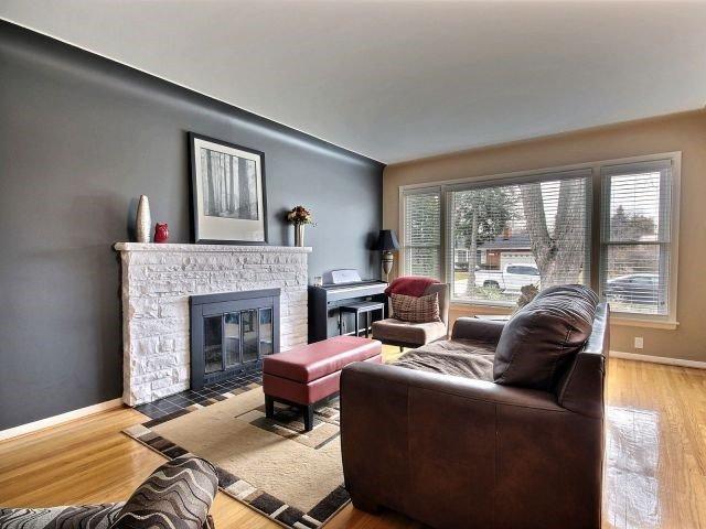 3629 Church St, House detached with 2 bedrooms, 2 bathrooms and 4 parking in Windsor ON | Image 7