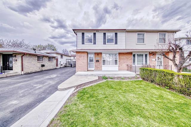 7573 Catalpa Rd, House semidetached with 4 bedrooms, 3 bathrooms and 5 parking in Mississauga ON | Image 1