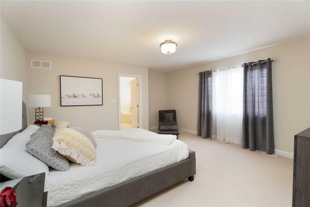35 Dougherty Crt, House detached with 4 bedrooms, 3 bathrooms and 6 parking in Hamilton ON | Image 11