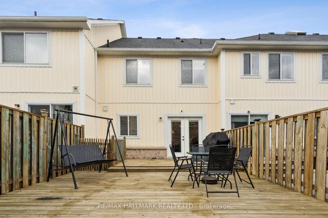83 Blue Sky Tr, House attached with 3 bedrooms, 3 bathrooms and 2 parking in Hamilton ON | Image 32