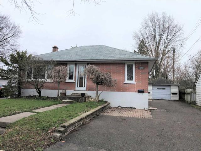 526 Harold Pl, House detached with 3 bedrooms, 2 bathrooms and 6 parking in Peterborough ON | Image 1