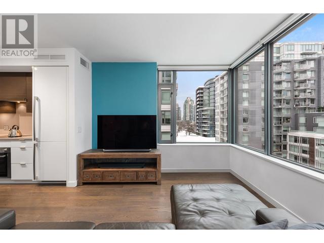 708 - 1688 Pullman Porter Street, Condo with 1 bedrooms, 1 bathrooms and 1 parking in Vancouver BC | Image 2