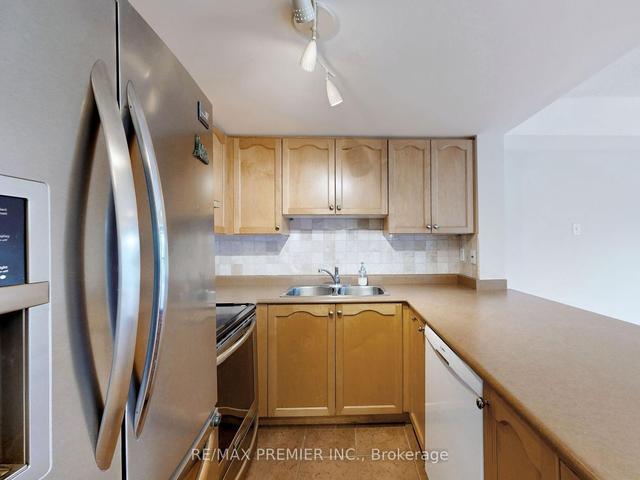 2152 - 105 George Appleton Way, Townhouse with 4 bedrooms, 2 bathrooms and 2 parking in Toronto ON | Image 10