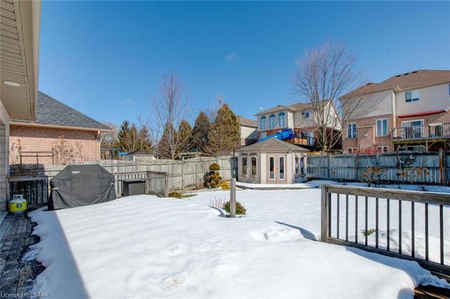 1002 Gabor Street, House detached with 3 bedrooms, 3 bathrooms and 4 parking in London ON | Image 40