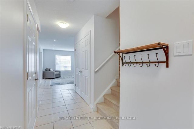 2630 Bateman Tr, House detached with 3 bedrooms, 4 bathrooms and 4 parking in London ON | Image 37