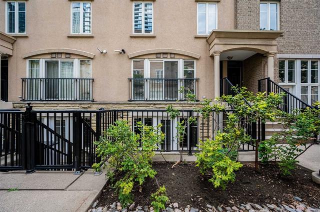 316 - 30 Western Battery Rd, Townhouse with 1 bedrooms, 1 bathrooms and 0 parking in Toronto ON | Image 12