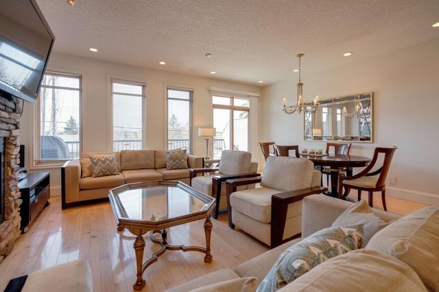 2519 21 Street Sw, Home with 3 bedrooms, 3 bathrooms and 2 parking in Calgary AB | Image 6