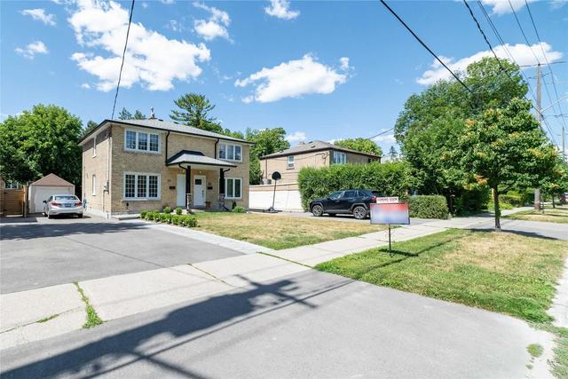 30 Varsity Rd, House semidetached with 3 bedrooms, 2 bathrooms and 5 parking in Toronto ON | Card Image