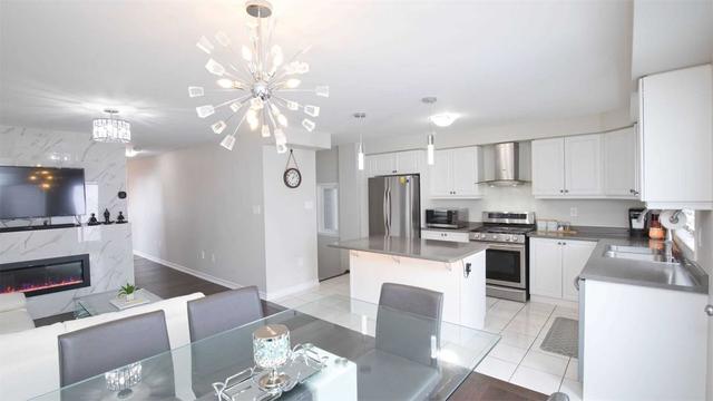 77 Benhurst Cres, House attached with 4 bedrooms, 3 bathrooms and 3 parking in Brampton ON | Image 13