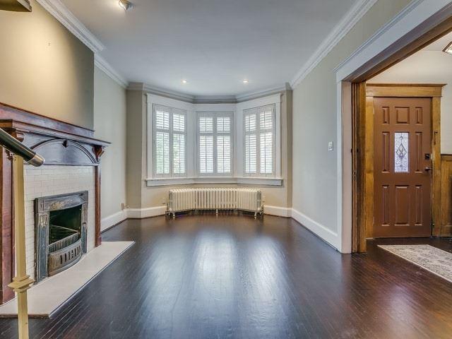 10 Rosemount Ave, House detached with 6 bedrooms, 5 bathrooms and 1 parking in Toronto ON | Image 34