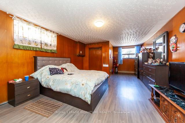 102a Poplar Rd, House semidetached with 3 bedrooms, 2 bathrooms and 5 parking in Toronto ON | Image 19