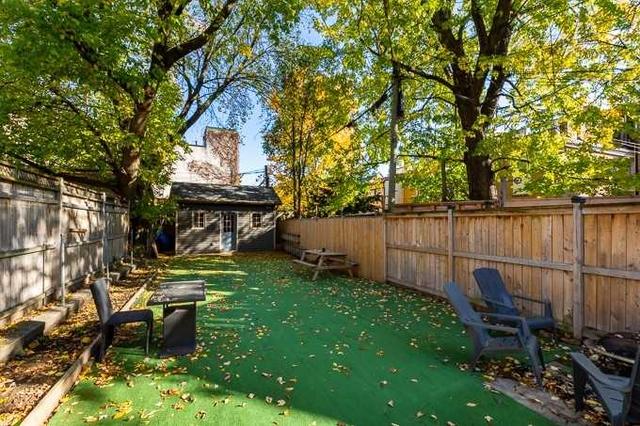 287 Lisgar St, House semidetached with 5 bedrooms, 4 bathrooms and 3 parking in Toronto ON | Image 28