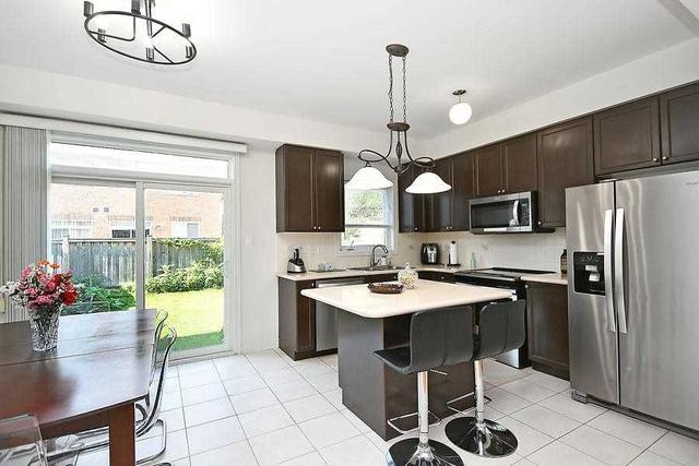 4772 Bluefeather Lane, House semidetached with 3 bedrooms, 3 bathrooms and 4 parking in Mississauga ON | Image 5