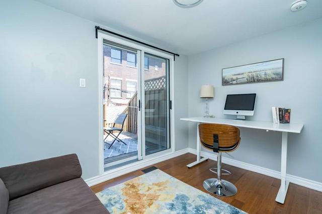 716 Richmond St W, House attached with 3 bedrooms, 5 bathrooms and 2 parking in Toronto ON | Image 15