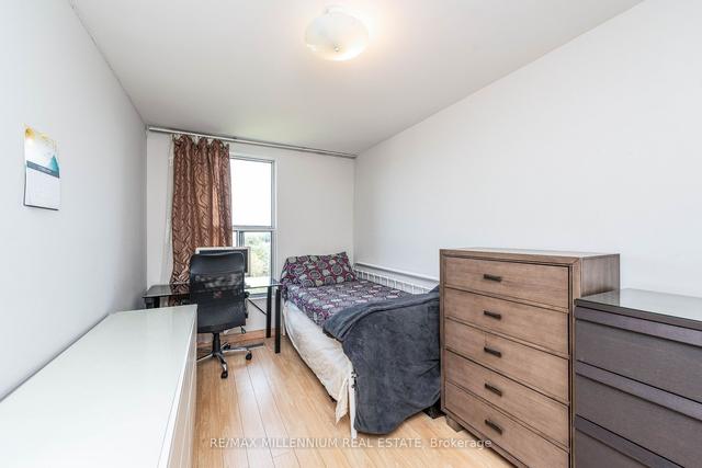 264 - 165 Cherokee Blvd, Townhouse with 4 bedrooms, 2 bathrooms and 1 parking in Toronto ON | Image 18
