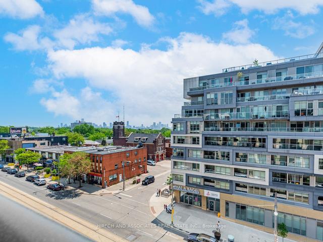 709 - 840 St. Clair Ave W, Condo with 2 bedrooms, 2 bathrooms and 1 parking in Toronto ON | Image 3