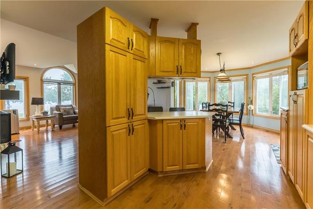 951 Tamarack Road, House detached with 4 bedrooms, 1 bathrooms and 5 parking in Madawaska Valley ON | Image 7