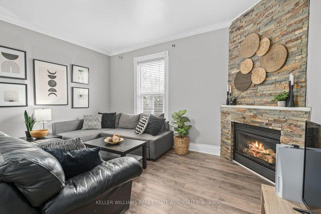 3 - 75 Mcintyre Cres, Condo with 2 bedrooms, 1 bathrooms and 2 parking in Halton Hills ON | Image 6