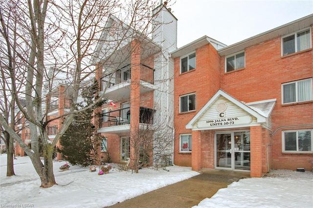 69 - 1096 Jalna Boulevard, House attached with 3 bedrooms, 1 bathrooms and null parking in London ON | Image 1