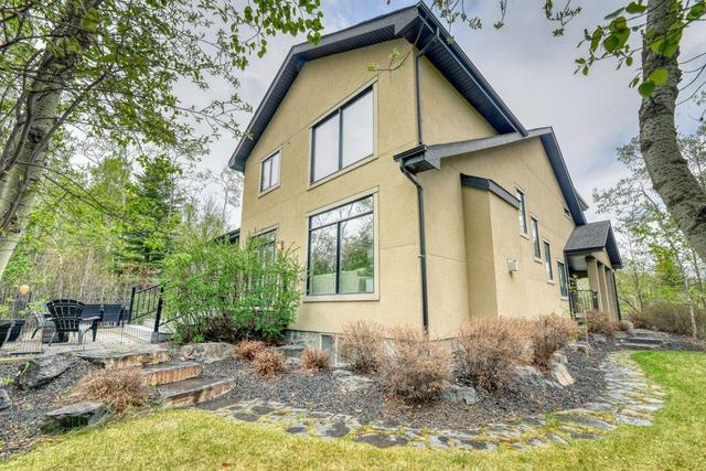 119 Wentwillow Lane Sw, House detached with 5 bedrooms, 3 bathrooms and 6 parking in Calgary AB | Image 5