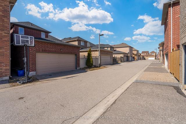 43 Balsam St, House detached with 4 bedrooms, 3 bathrooms and 3 parking in Markham ON | Image 29