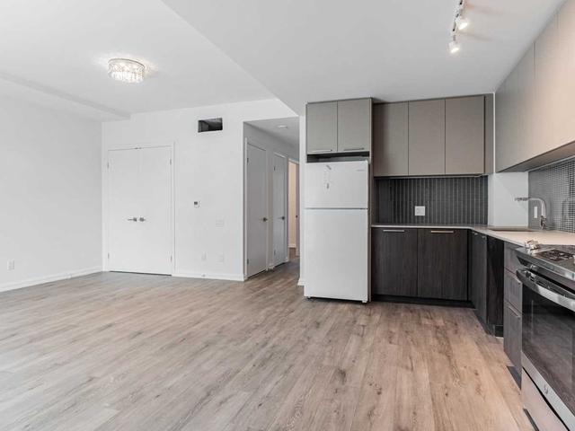 th45 - 10 Brin Dr, Townhouse with 3 bedrooms, 2 bathrooms and 1 parking in Toronto ON | Image 29