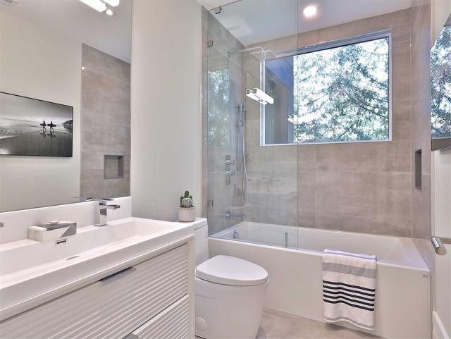 133 Heath St E, House detached with 4 bedrooms, 5 bathrooms and 2 parking in Toronto ON | Image 8