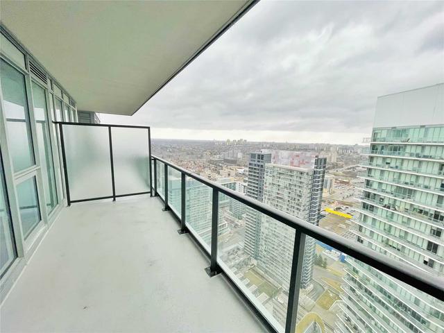 4001 - 95 Mcmahon Dr, Condo with 2 bedrooms, 2 bathrooms and 1 parking in Toronto ON | Image 14
