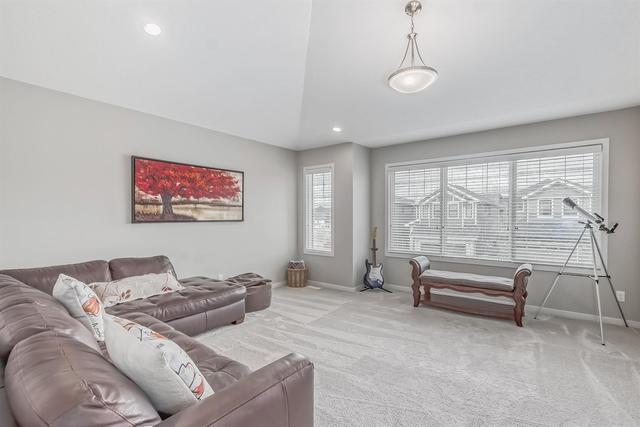 129 West Grove Way Sw, House detached with 4 bedrooms, 3 bathrooms and 4 parking in Calgary AB | Image 25