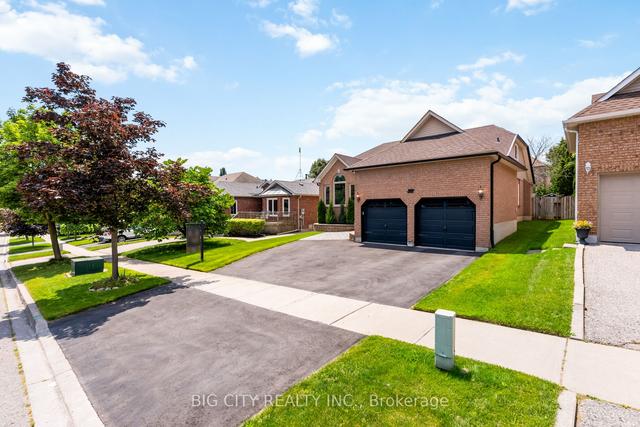 746 Pebble Crt, House detached with 3 bedrooms, 3 bathrooms and 5 parking in Pickering ON | Image 27