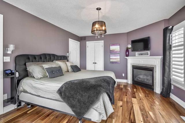 Th10 - 442 Maple Ave, Townhouse with 3 bedrooms, 4 bathrooms and 3 parking in Burlington ON | Image 16