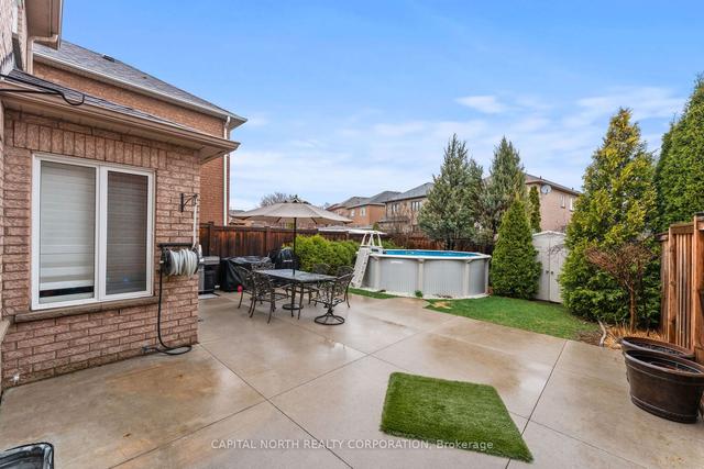 132 Royal Ridge Cres N, House detached with 3 bedrooms, 3 bathrooms and 6 parking in Vaughan ON | Image 26