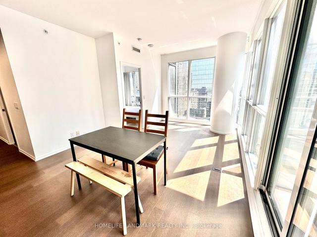 2606 - 70 Temperance St, Condo with 2 bedrooms, 2 bathrooms and 0 parking in Toronto ON | Image 1