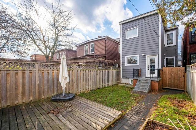893 Dovercourt Rd, House detached with 3 bedrooms, 3 bathrooms and 2 parking in Toronto ON | Image 29