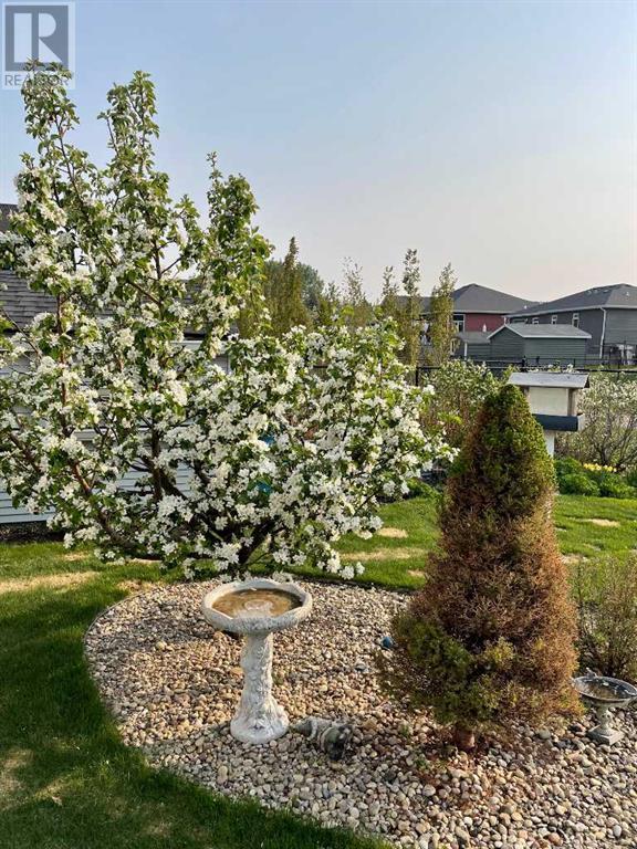 43 Vantage Crescent, House detached with 4 bedrooms, 3 bathrooms and 4 parking in Olds AB | Image 46