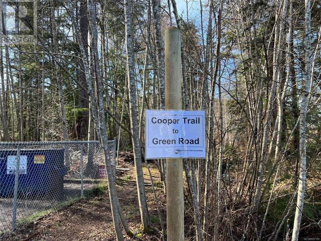 trail entry from Harper Rd | Image 40