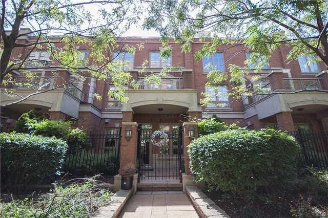 th13 - 21 Burkebrook Pl, Townhouse with 3 bedrooms, 3 bathrooms and 2 parking in Toronto ON | Image 2