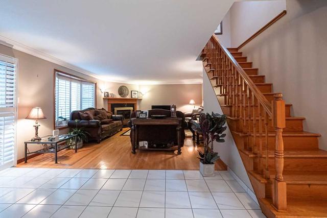 130 West 28th St, House detached with 5 bedrooms, 3 bathrooms and 6 parking in Hamilton ON | Image 11